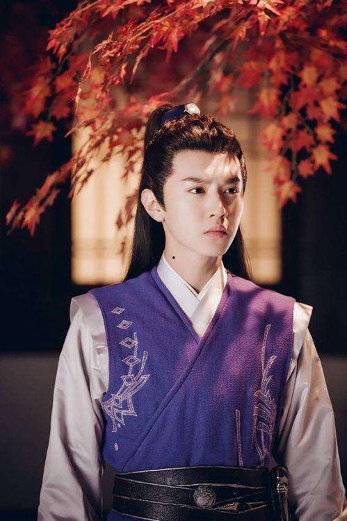 陈哲远古装照片,演绎古典美男传奇